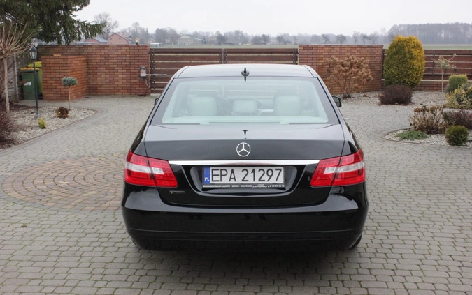 Mercedes-Benz Klasa E cena 66500 przebieg: 145000, rok produkcji 2009 z Pabianice małe 497